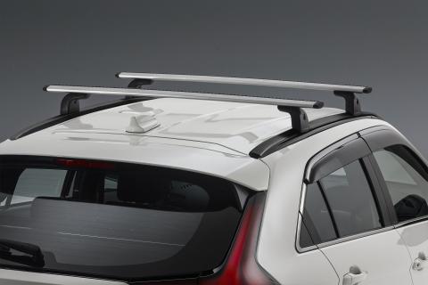Roof rack cross bars on Mitsubishi Eclipse